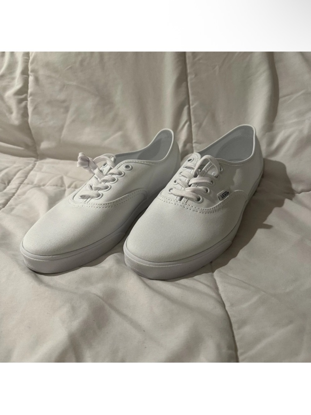 Vans Authentic Sneakers in White